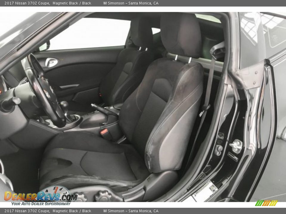 2017 Nissan 370Z Coupe Magnetic Black / Black Photo #13