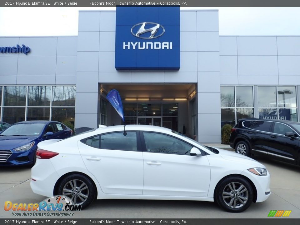 2017 Hyundai Elantra SE White / Beige Photo #1