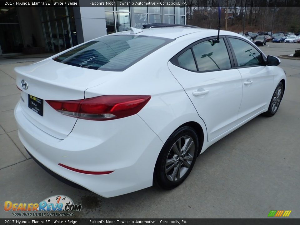 2017 Hyundai Elantra SE White / Beige Photo #2