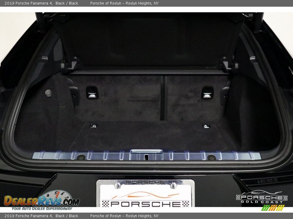 2019 Porsche Panamera 4 Black / Black Photo #8