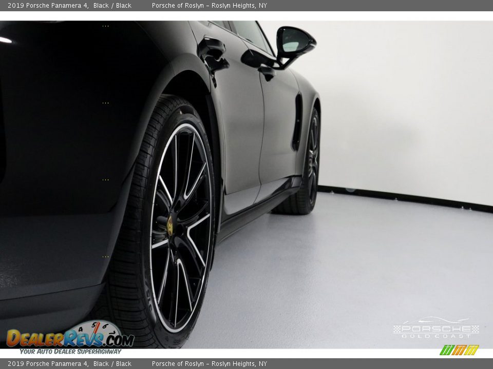 2019 Porsche Panamera 4 Black / Black Photo #10