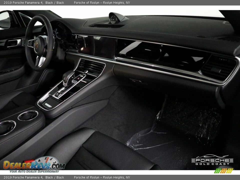 2019 Porsche Panamera 4 Black / Black Photo #23