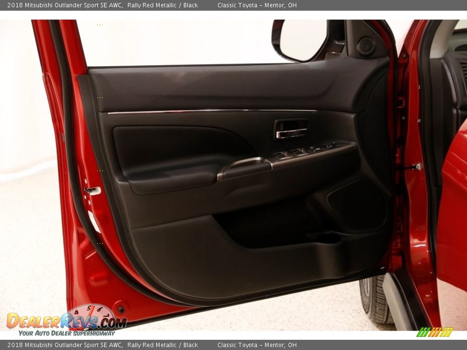 Door Panel of 2018 Mitsubishi Outlander Sport SE AWC Photo #4