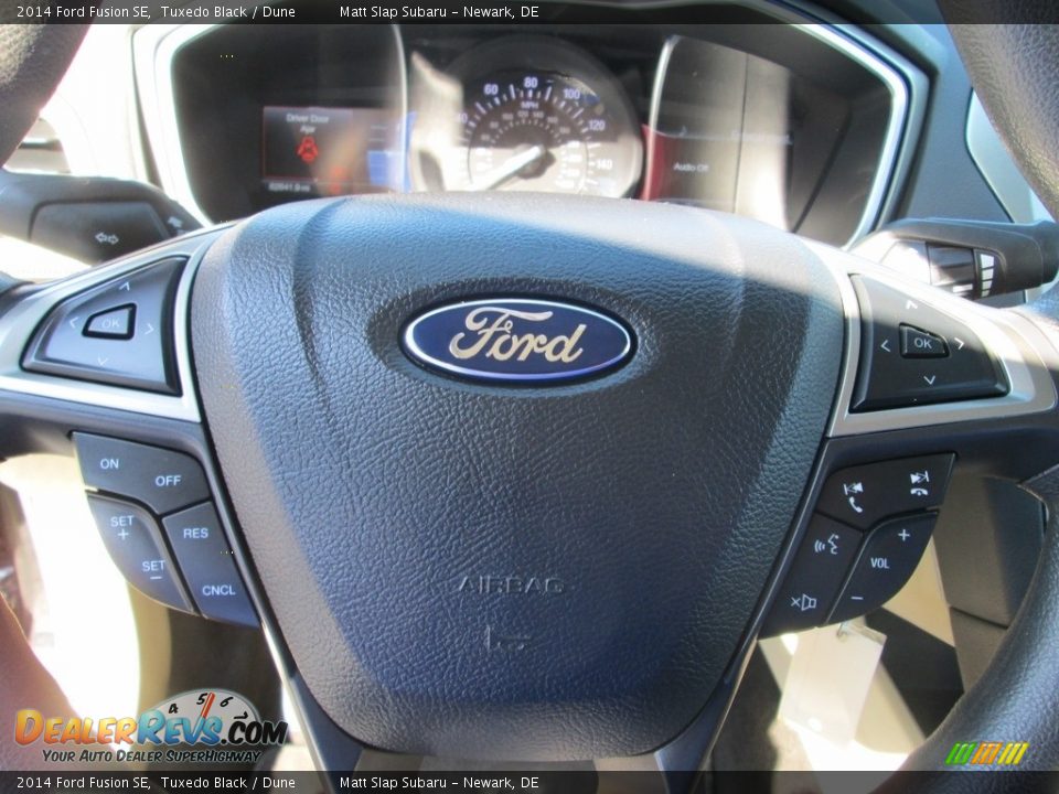 2014 Ford Fusion SE Tuxedo Black / Dune Photo #11
