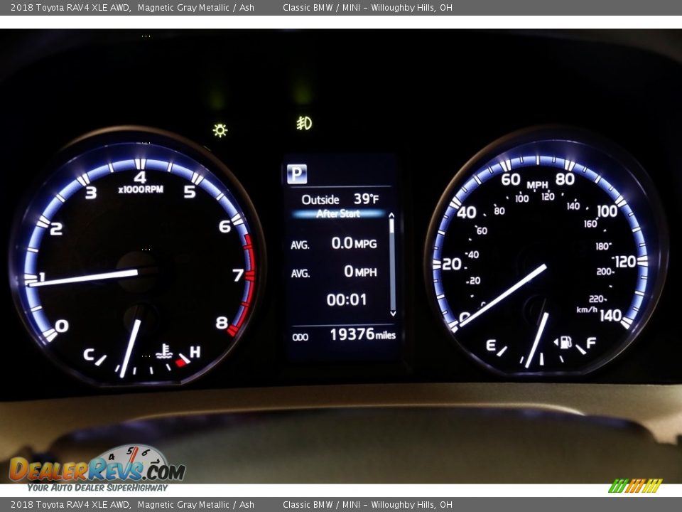 2018 Toyota RAV4 XLE AWD Magnetic Gray Metallic / Ash Photo #8