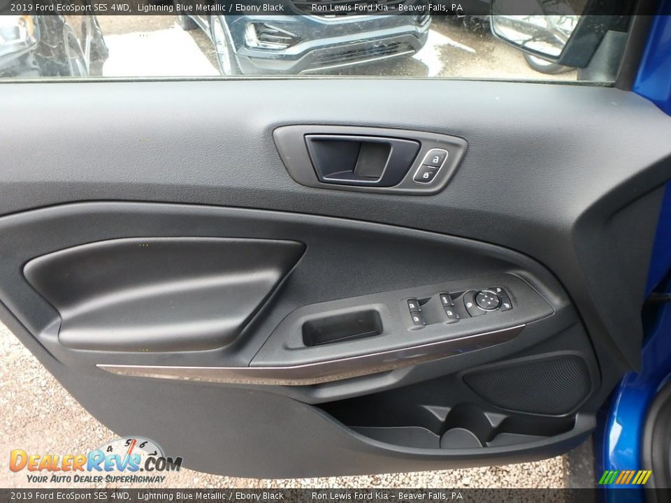 Door Panel of 2019 Ford EcoSport SES 4WD Photo #14
