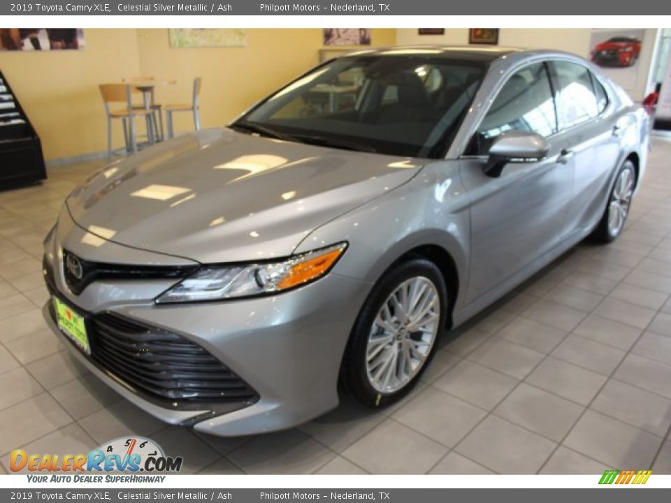 2019 Toyota Camry XLE Celestial Silver Metallic / Ash Photo #3