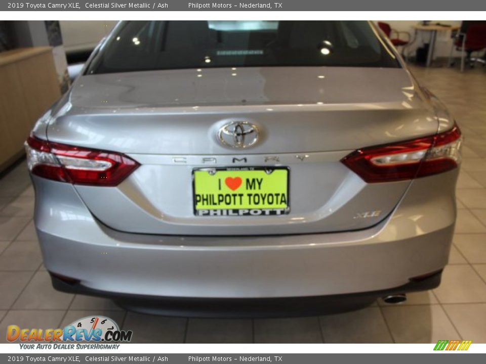 2019 Toyota Camry XLE Celestial Silver Metallic / Ash Photo #6