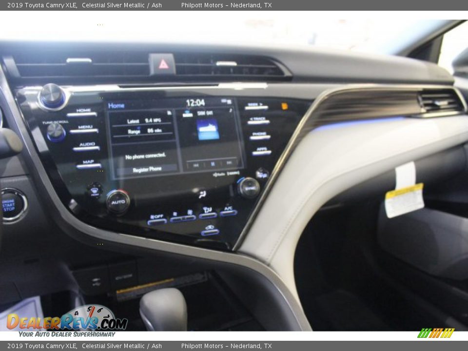 2019 Toyota Camry XLE Celestial Silver Metallic / Ash Photo #12