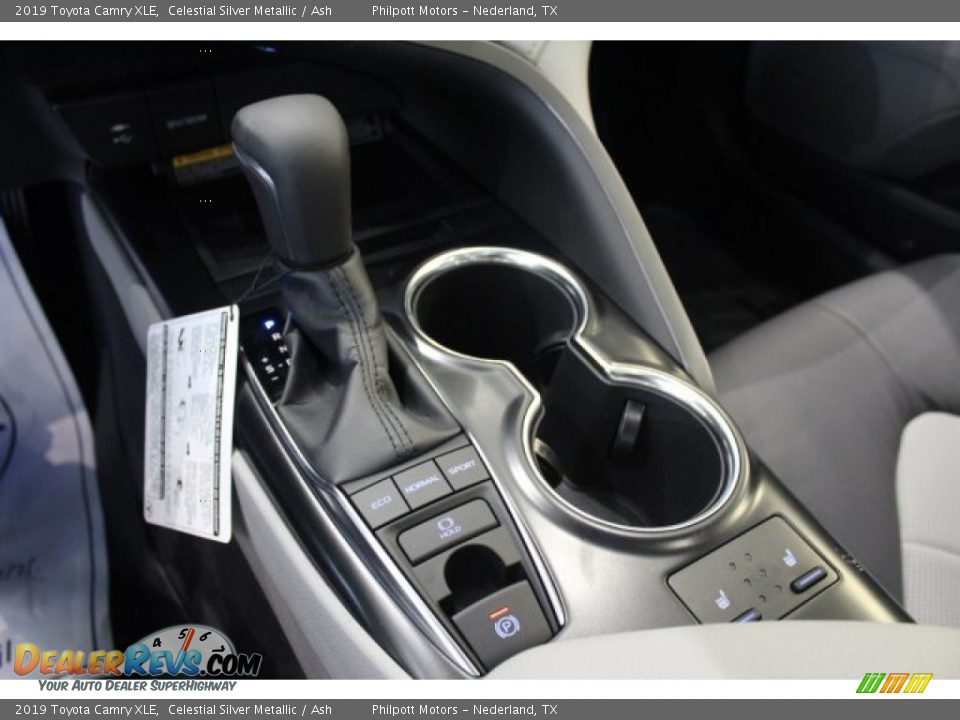 2019 Toyota Camry XLE Celestial Silver Metallic / Ash Photo #13