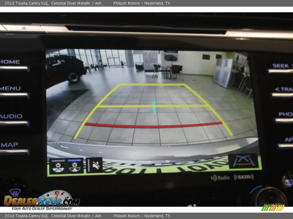 2019 Toyota Camry XLE Celestial Silver Metallic / Ash Photo #18