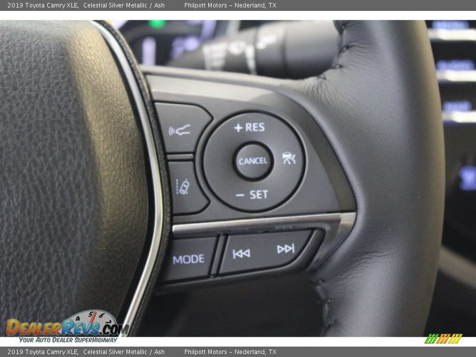 2019 Toyota Camry XLE Celestial Silver Metallic / Ash Photo #22