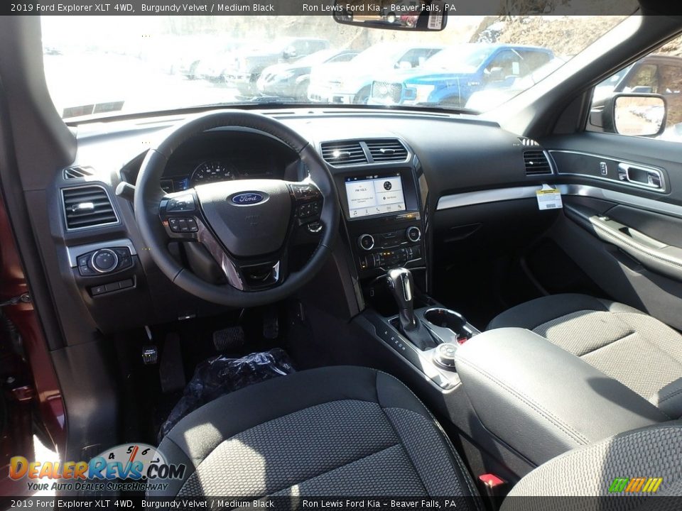 2019 Ford Explorer XLT 4WD Burgundy Velvet / Medium Black Photo #14