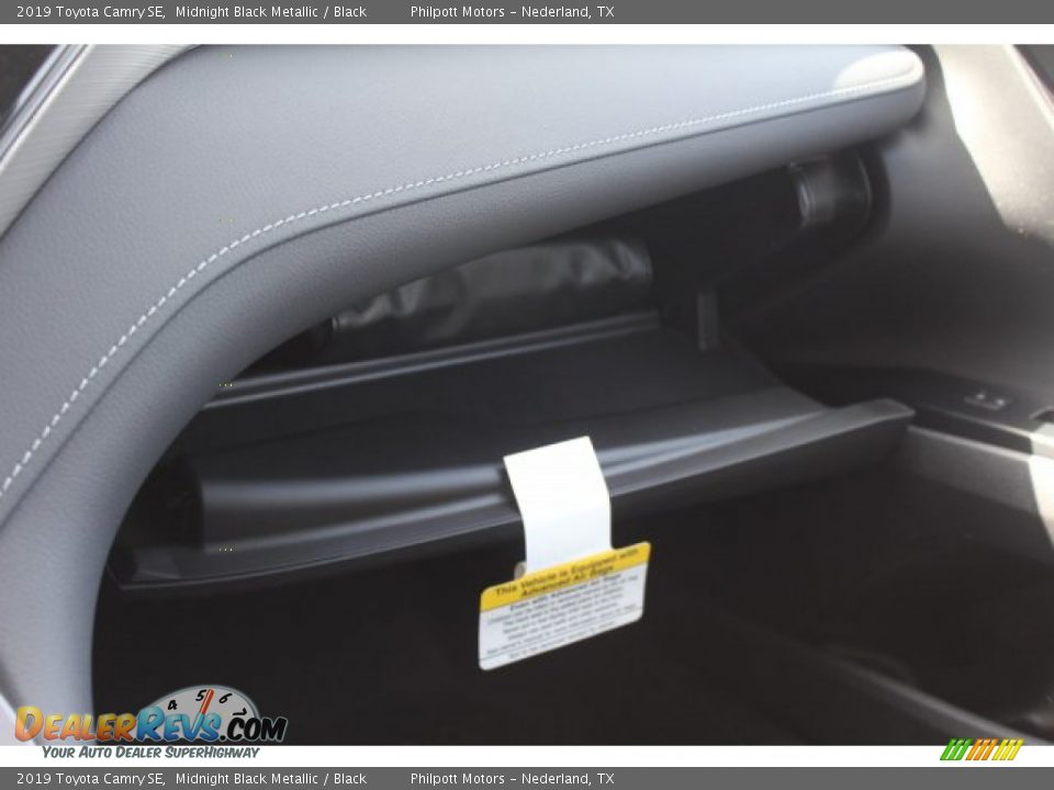 2019 Toyota Camry SE Midnight Black Metallic / Black Photo #19