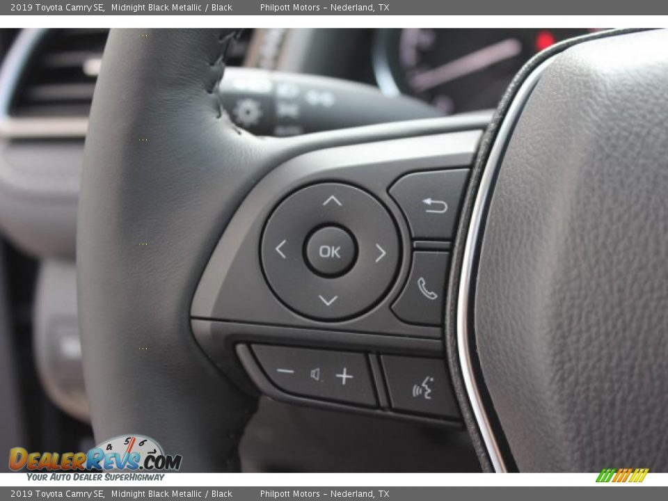 2019 Toyota Camry SE Midnight Black Metallic / Black Photo #20