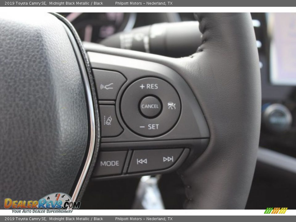 2019 Toyota Camry SE Midnight Black Metallic / Black Photo #21