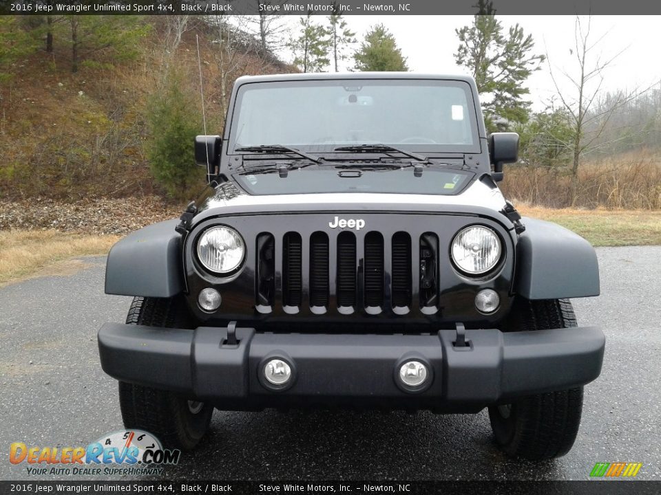2016 Jeep Wrangler Unlimited Sport 4x4 Black / Black Photo #3