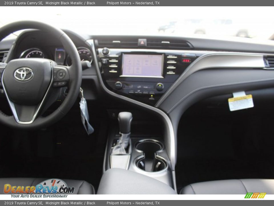 2019 Toyota Camry SE Midnight Black Metallic / Black Photo #27