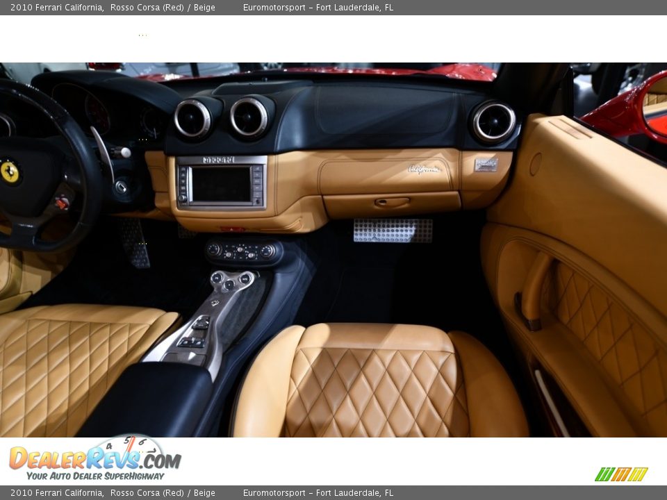 2010 Ferrari California Rosso Corsa (Red) / Beige Photo #10