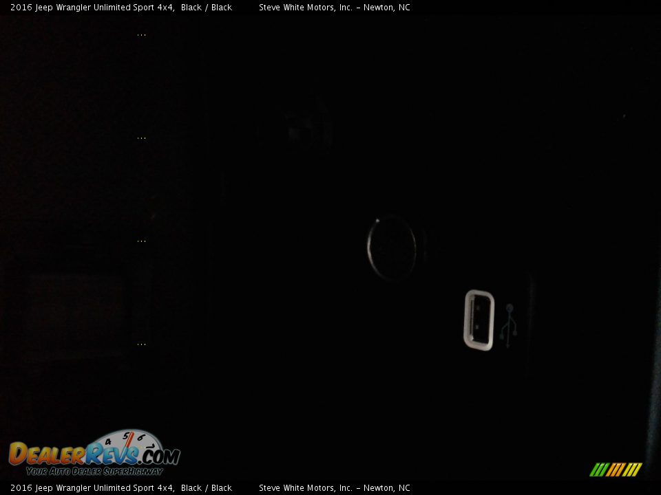 2016 Jeep Wrangler Unlimited Sport 4x4 Black / Black Photo #24