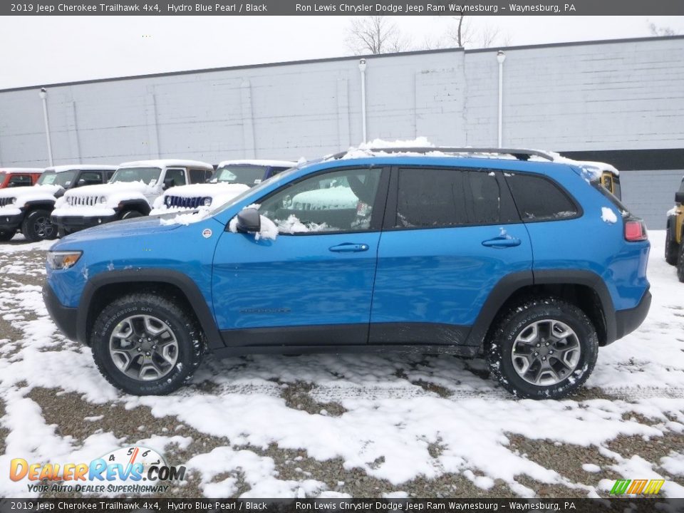 2019 Jeep Cherokee Trailhawk 4x4 Hydro Blue Pearl / Black Photo #2