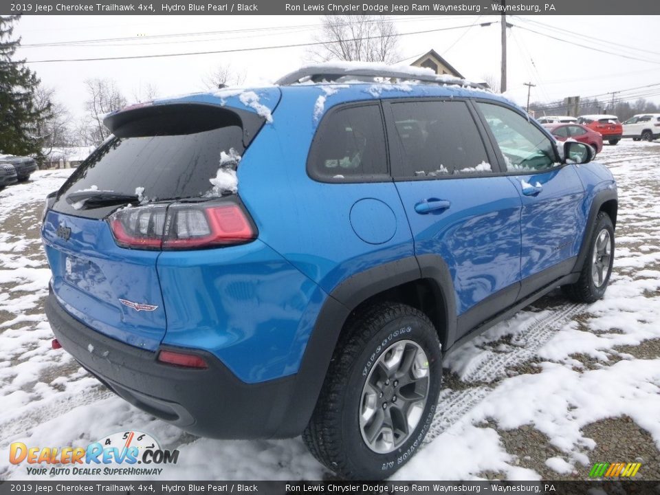 2019 Jeep Cherokee Trailhawk 4x4 Hydro Blue Pearl / Black Photo #5