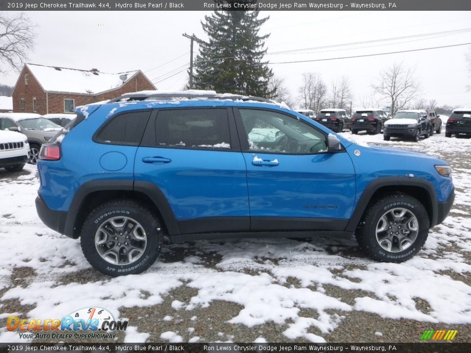 2019 Jeep Cherokee Trailhawk 4x4 Hydro Blue Pearl / Black Photo #6
