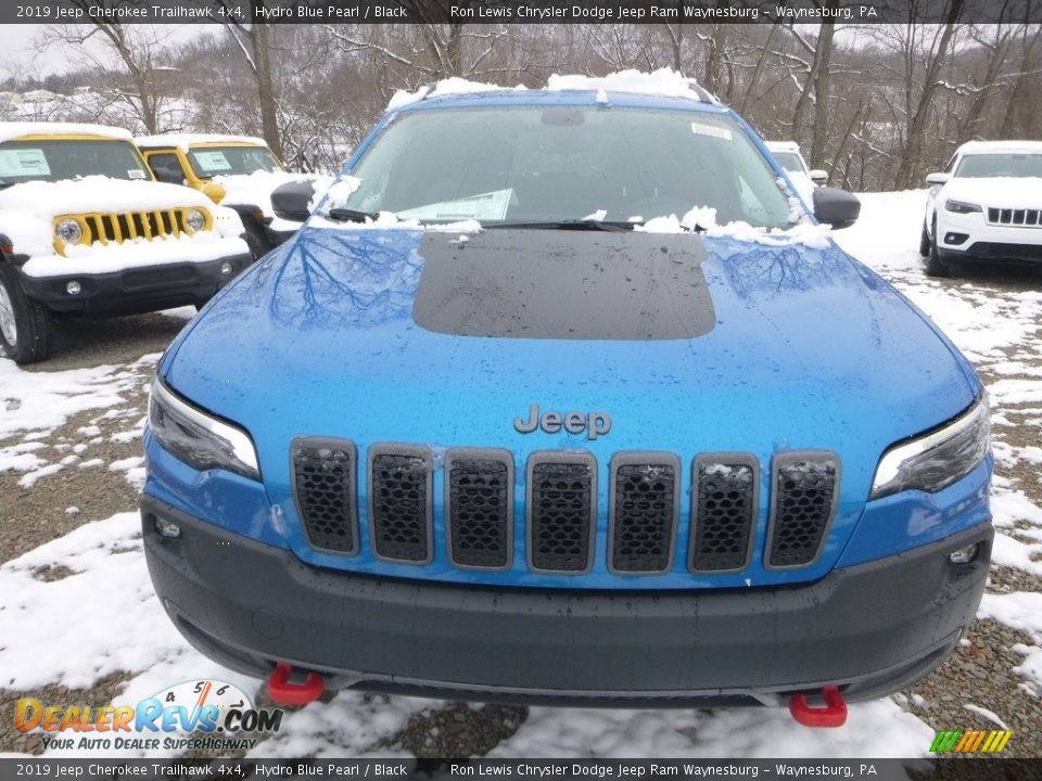 2019 Jeep Cherokee Trailhawk 4x4 Hydro Blue Pearl / Black Photo #8