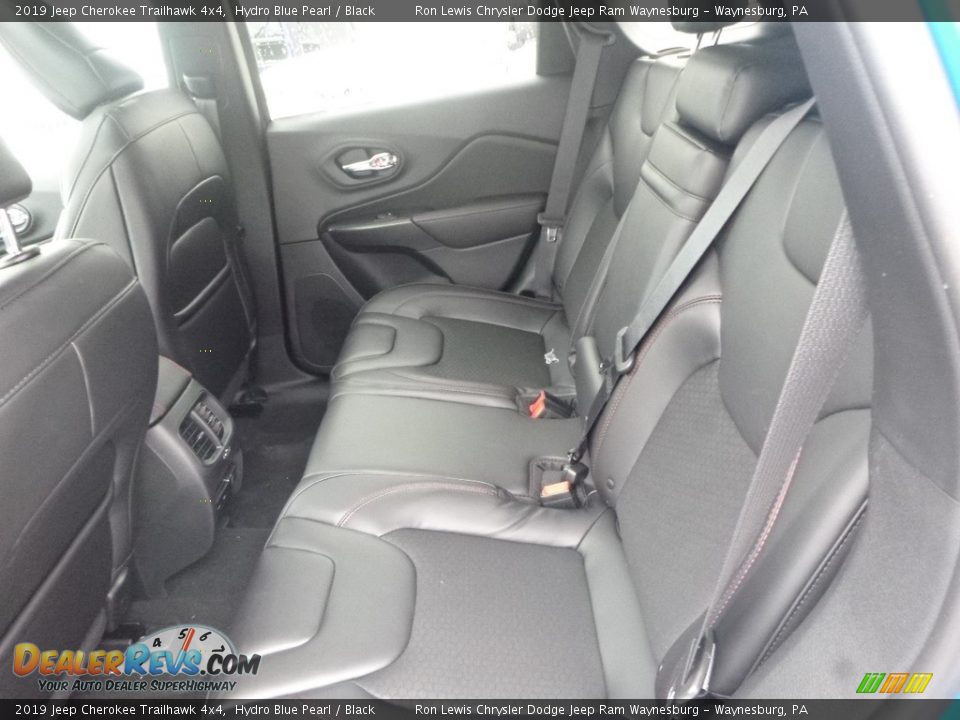 2019 Jeep Cherokee Trailhawk 4x4 Hydro Blue Pearl / Black Photo #12