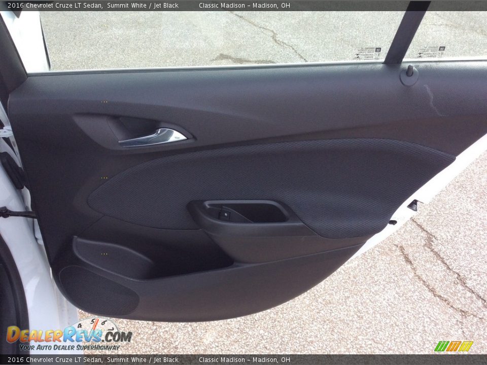 2016 Chevrolet Cruze LT Sedan Summit White / Jet Black Photo #22