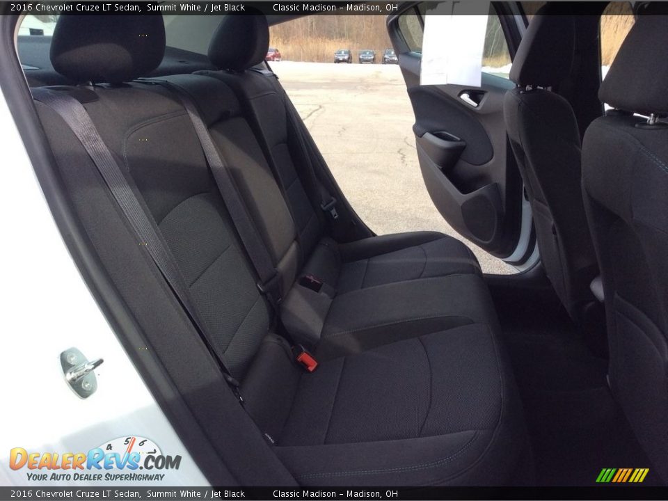 2016 Chevrolet Cruze LT Sedan Summit White / Jet Black Photo #23