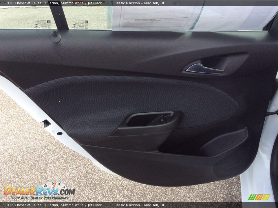 2016 Chevrolet Cruze LT Sedan Summit White / Jet Black Photo #24