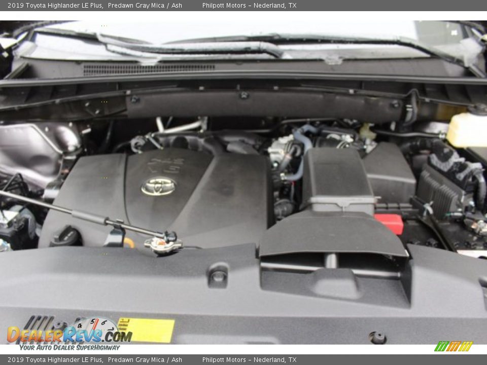 2019 Toyota Highlander LE Plus Predawn Gray Mica / Ash Photo #31