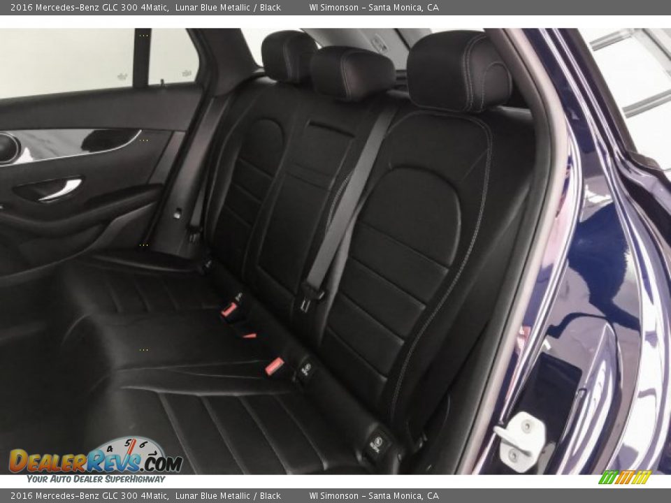 2016 Mercedes-Benz GLC 300 4Matic Lunar Blue Metallic / Black Photo #17