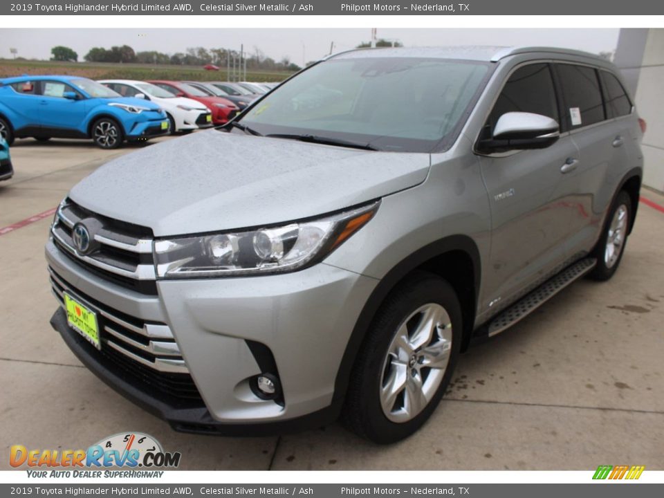 2019 Toyota Highlander Hybrid Limited AWD Celestial Silver Metallic / Ash Photo #3