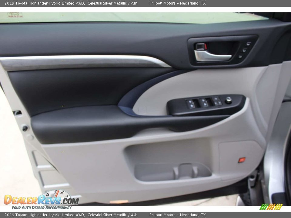 2019 Toyota Highlander Hybrid Limited AWD Celestial Silver Metallic / Ash Photo #9