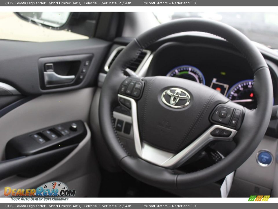 2019 Toyota Highlander Hybrid Limited AWD Celestial Silver Metallic / Ash Photo #34