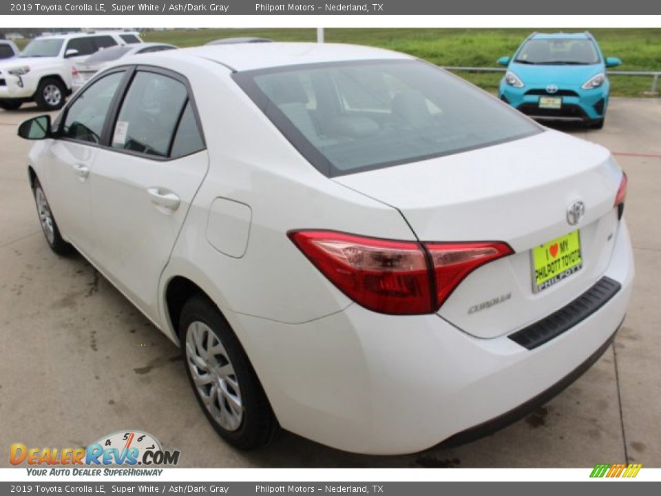 2019 Toyota Corolla LE Super White / Ash/Dark Gray Photo #6