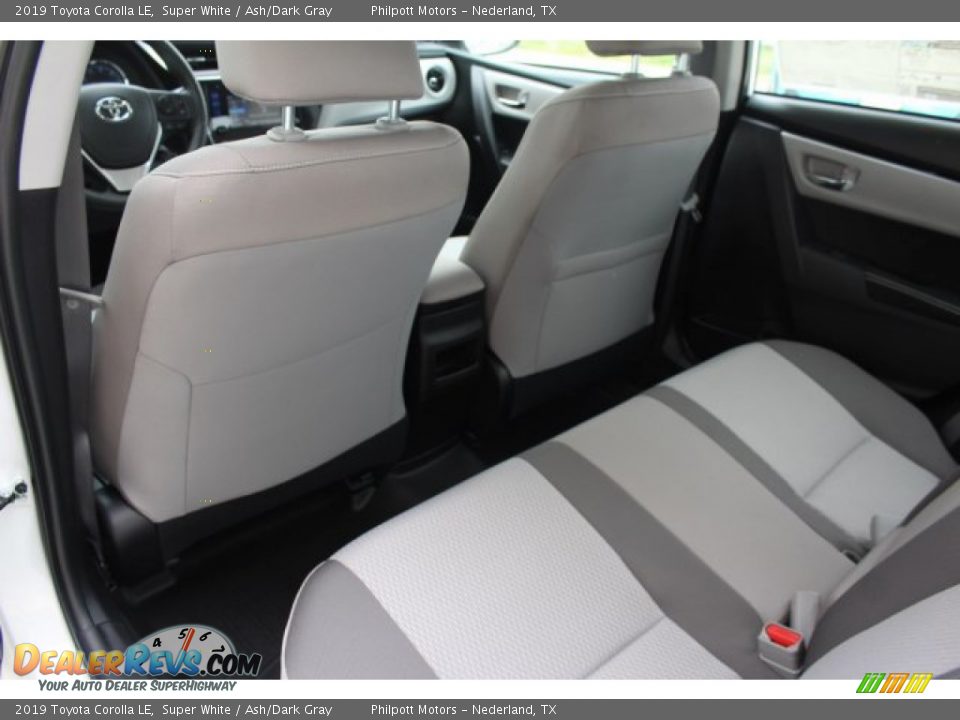 2019 Toyota Corolla LE Super White / Ash/Dark Gray Photo #22
