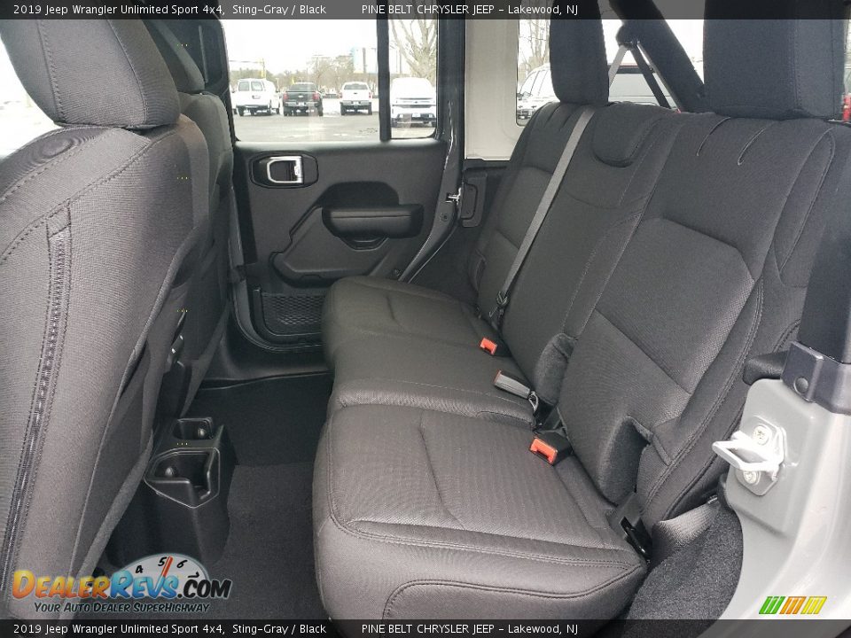 2019 Jeep Wrangler Unlimited Sport 4x4 Sting-Gray / Black Photo #6