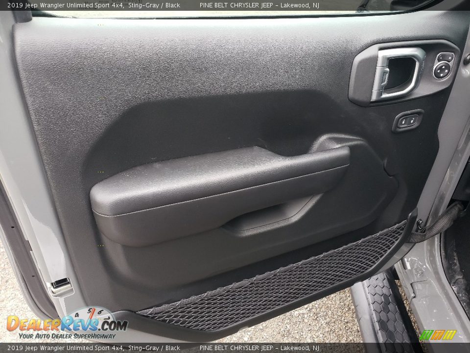 2019 Jeep Wrangler Unlimited Sport 4x4 Sting-Gray / Black Photo #8