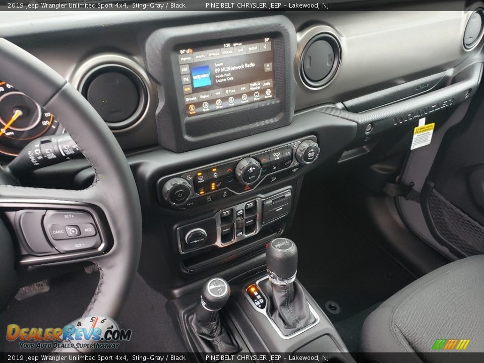 2019 Jeep Wrangler Unlimited Sport 4x4 Sting-Gray / Black Photo #10