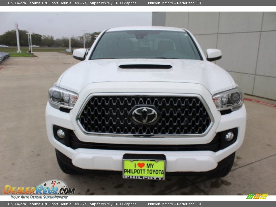 2019 Toyota Tacoma TRD Sport Double Cab 4x4 Super White / TRD Graphite Photo #2