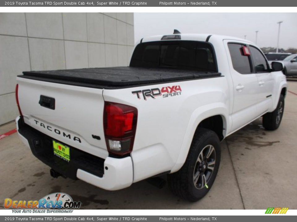 2019 Toyota Tacoma TRD Sport Double Cab 4x4 Super White / TRD Graphite Photo #8