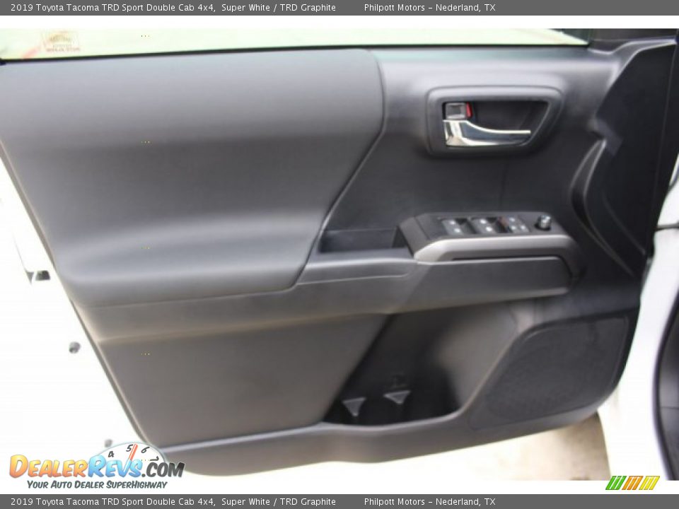 2019 Toyota Tacoma TRD Sport Double Cab 4x4 Super White / TRD Graphite Photo #9
