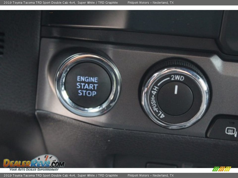 2019 Toyota Tacoma TRD Sport Double Cab 4x4 Super White / TRD Graphite Photo #14