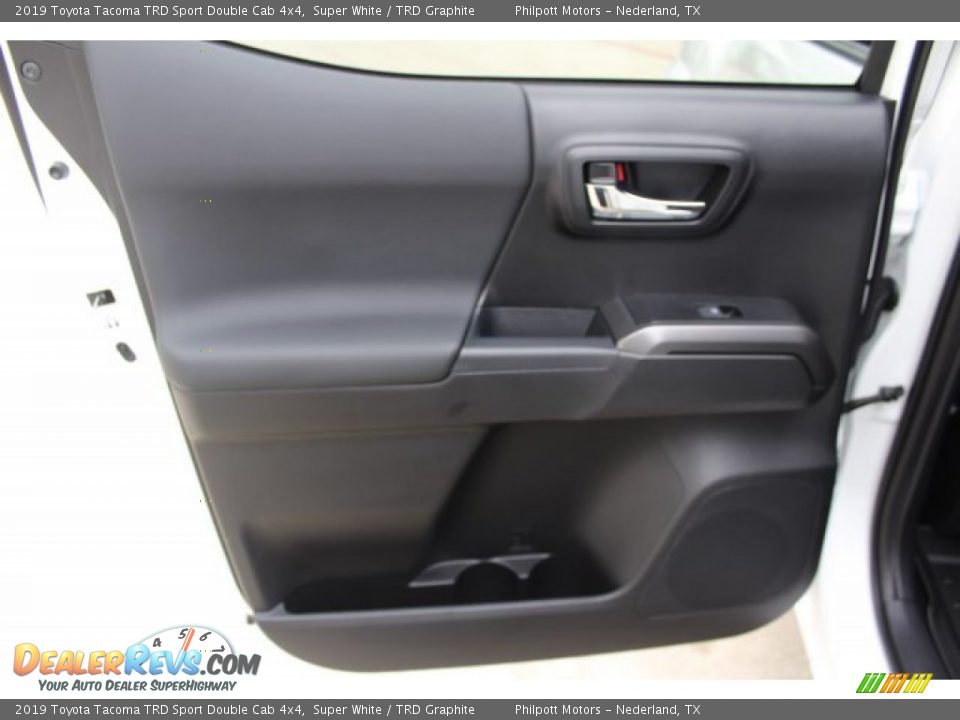 2019 Toyota Tacoma TRD Sport Double Cab 4x4 Super White / TRD Graphite Photo #22
