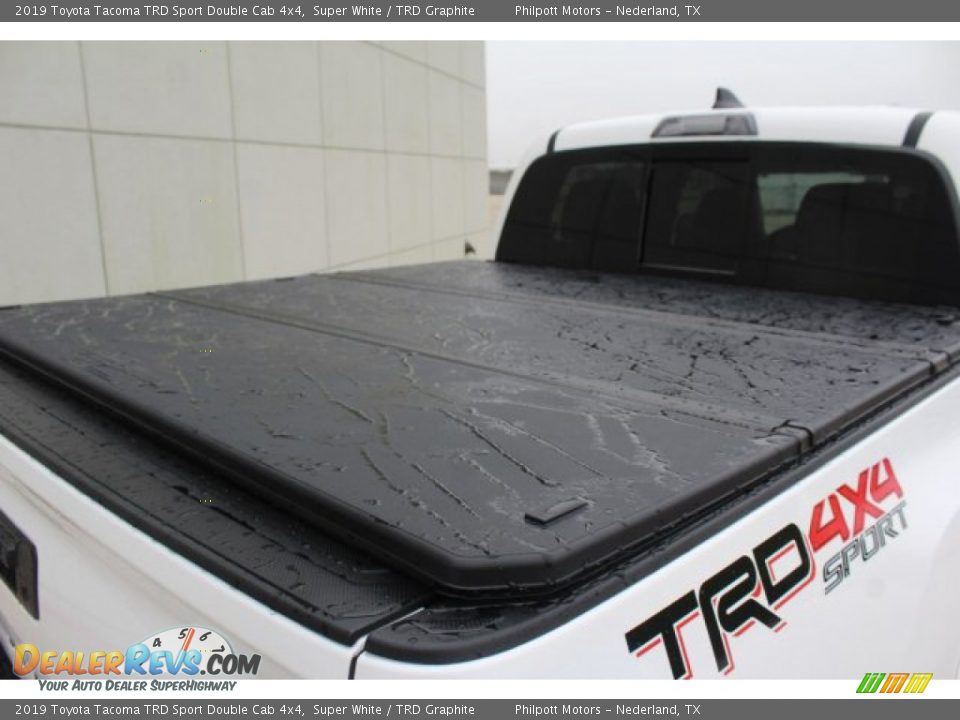 2019 Toyota Tacoma TRD Sport Double Cab 4x4 Super White / TRD Graphite Photo #28