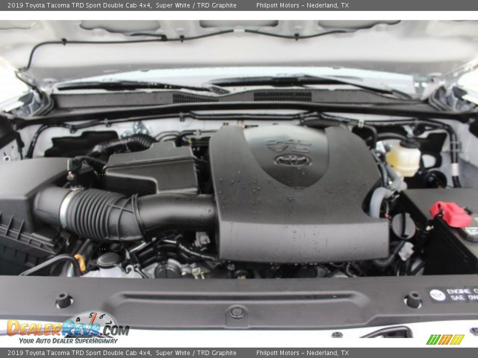 2019 Toyota Tacoma TRD Sport Double Cab 4x4 Super White / TRD Graphite Photo #29