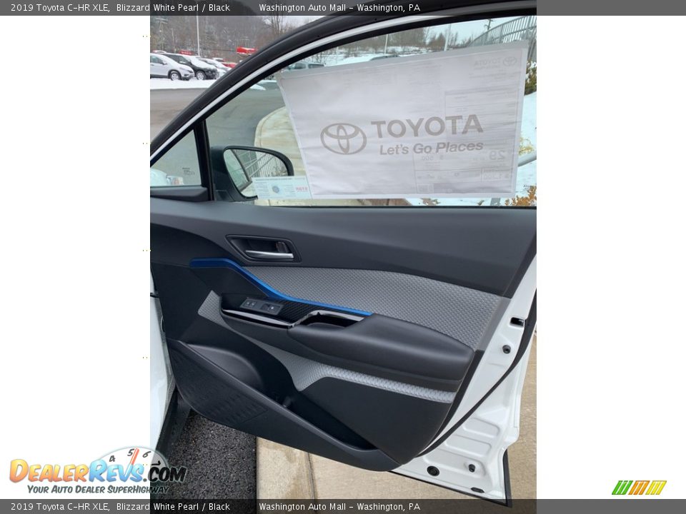 2019 Toyota C-HR XLE Blizzard White Pearl / Black Photo #25